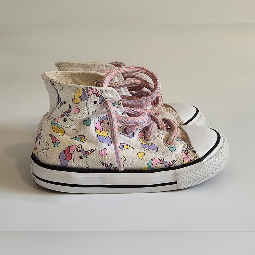 Converse All Star Infant Unicorn / Rainbow Lace Up Sneakers Size 7